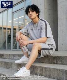 Reebok(リーボック)の「Reebok リーボック 上下セット オーバーサイズセットアップ ミニ裏毛 半袖Tシャツ ハーフパンツ(セットアップ)」