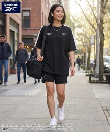 Reebok（リーボック）の「Reebok リーボック 上下セット  オーバーサイズセットアップ ミニ裏毛 半袖Tシャツ ハーフパンツ（セットアップ）」