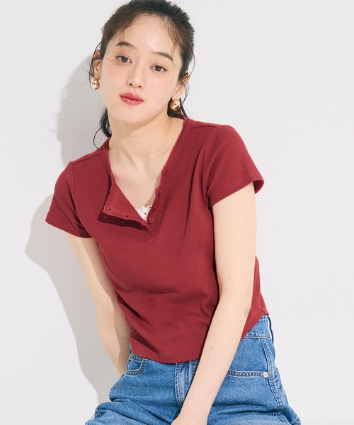 coca(coca)(コカ)の「リブヘンリーネックTシャツ(Tシャツ/カットソー・レディース・ブラック/ライトグレー/ホワイト/レッド・S/M/L)」の4枚目の写真