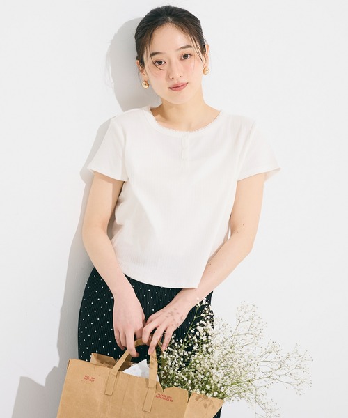 coca(coca)(コカ)の「リブヘンリーネックTシャツ(Tシャツ/カットソー・レディース・ブラック/ライトグレー/ホワイト/レッド・S/M/L)」の8枚目の写真