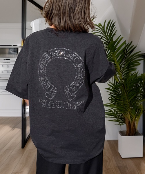 Candlestick（キャンドルスティック）の「ラインストーン ホースシュー ワイドシルエット ストレッチ 半袖Tシャツ（Tシャツ/カットソー・レディース・ホワイト/スミクロ/ブラック・M/L）」の3枚目の写真