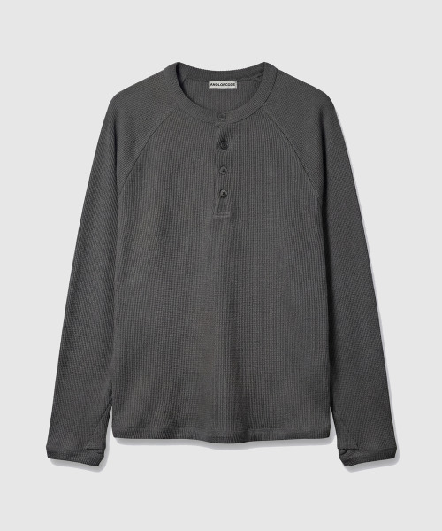 ANOLORCODE（アノローコード）の「クロップワッフルヘンリーネックTシャツ (3色)（Tシャツ/カットソー・レディース・ブルー/チャコールグレー/ライトグレー・MEDIUM/LARGE）」の8枚目の写真