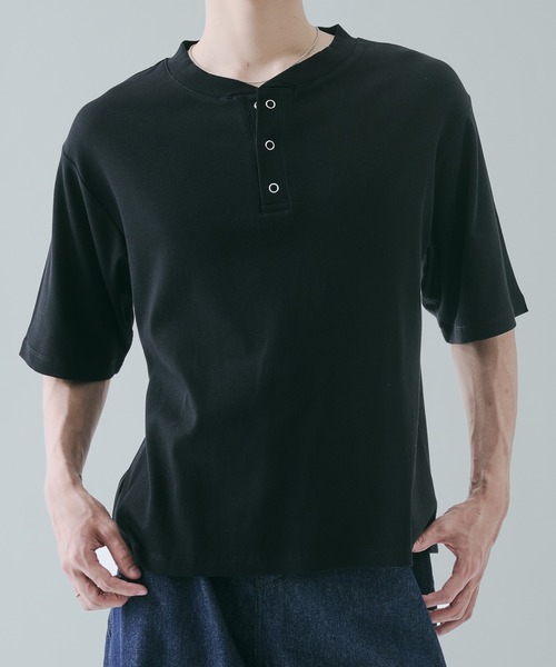 SELLE GLANT(セレグランテ)の「RING BUTTON HENLEY NECK T-SHIRT リングボタンヘンリーネックTシャツ(Tシャツ/カットソー・メンズ・ブラック/チャコールグレー/ブルーグリーン・SMALL/MEDIUM/LARGE)」の4枚目の写真