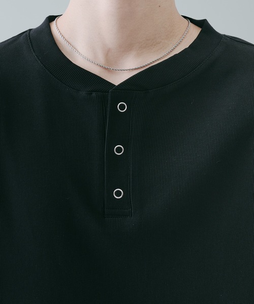 SELLE GLANT(セレグランテ)の「RING BUTTON HENLEY NECK T-SHIRT リングボタンヘンリーネックTシャツ(Tシャツ/カットソー・メンズ・ブラック/チャコールグレー/ブルーグリーン・SMALL/MEDIUM/LARGE)」の9枚目の写真
