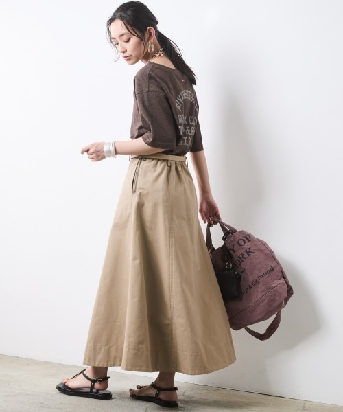 CHIC STYLE(シックスタイル)の「綿100%チノフレアスカート<大きいサイズ有>シックスタイル(スカート・レディース・ブラック/ベージュ・M/L/LL/3L/4L/5L)」の21枚目の写真