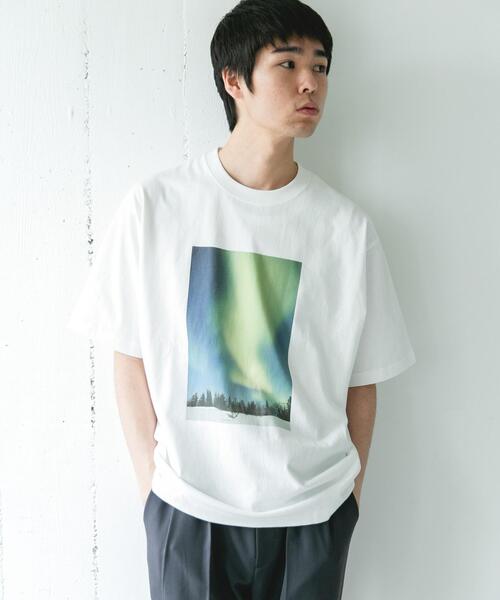 URBAN RESEARCH DOORS(アーバンリサーチドアーズ)の「NATURE PHOTO SHORT-SLEEVE T-SHIRTS(Tシャツ/カットソー・メンズ・ホワイト/ブラック・MEDIUM/LARGE)」の2枚目の写真