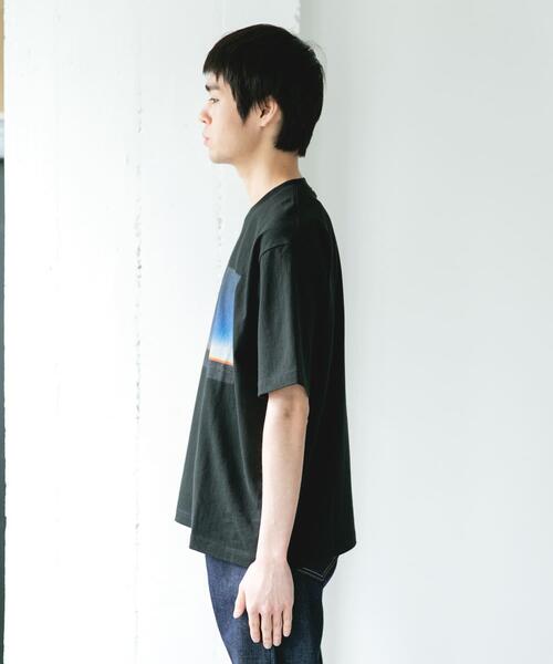 URBAN RESEARCH DOORS(アーバンリサーチドアーズ)の「NATURE PHOTO SHORT-SLEEVE T-SHIRTS(Tシャツ/カットソー・メンズ・ホワイト/ブラック・MEDIUM/LARGE)」の18枚目の写真