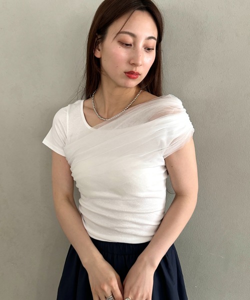 MYMOOD.(マイムード)の「チュールドッキングアシメントリーカットソー 半袖Tシャツ ワンショルダートップス(Tシャツ/カットソー・レディース・ブラック/ホワイト・FREE)」の9枚目の写真