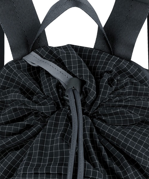 SUNLOVE(サンラブ)の「Tourer Gym Sack(バックパック/リュック・レディース・ブラック/パープル・FREE)」の5枚目の写真