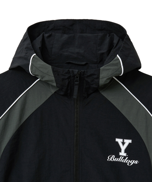 YALE（イェール）の「ブルドッグス トラック ウィンドブレーカー_ブラック（ナイロンジャケット・レディース・その他・SMALL/MEDIUM/LARGE/X-LARGE）」の4枚目の写真
