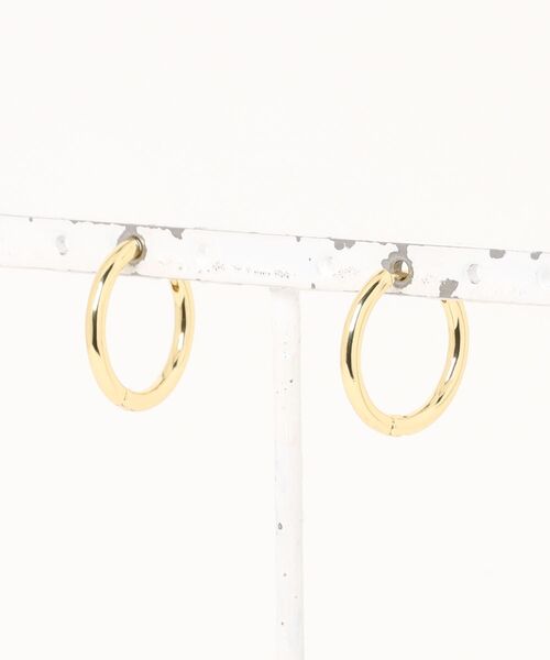 Fun & Daily(ファンアンドデイリー)の「F&D : 15mm シンプリーフープピアス(ピアス(両耳用)・レディース・ピンクゴールド/シルバー/ゴールド・FREE)」の2枚目の写真