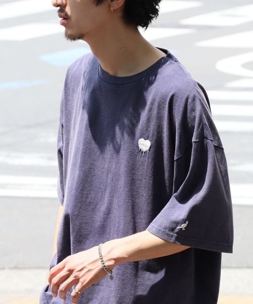 KANGOL(カンゴール)の「【KANGOL/カンゴール】別注 ワンポイント刺繍 ヴィンテージ加工 半袖 Tシャツ(Tシャツ/カットソー・メンズ・ピンク/ネイビー/ブラック/ブラウン・S/M/L/XL)」の1枚目の写真