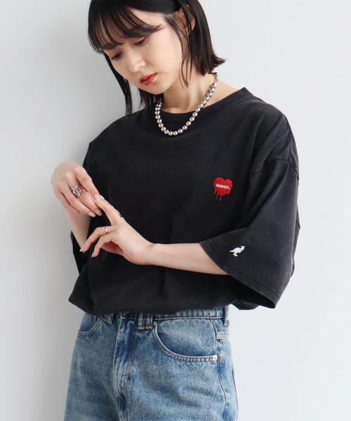 KANGOL(カンゴール)の「【KANGOL/カンゴール】別注 ワンポイント刺繍 ヴィンテージ加工 半袖 Tシャツ(Tシャツ/カットソー・メンズ・ピンク/ネイビー/ブラック/ブラウン・S/M/L/XL)」の2枚目の写真