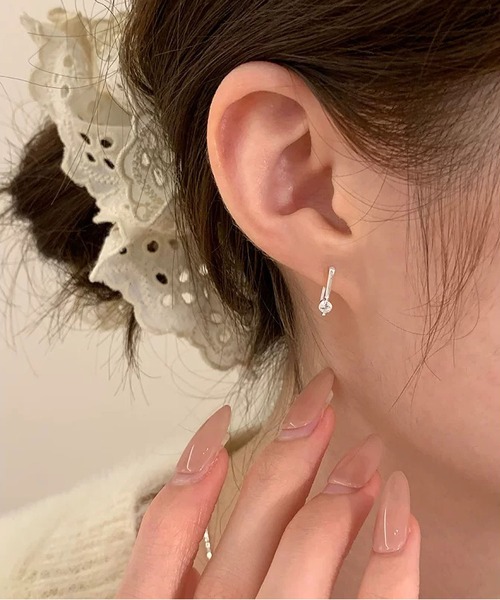LA VORAGINE(ラ ヴォラジネ)の「ドロップピアスストーン1粒フープピアス 金属アレルギー対応(ピアス(両耳用)・レディース・シルバー/ゴールド・FREE)」の7枚目の写真