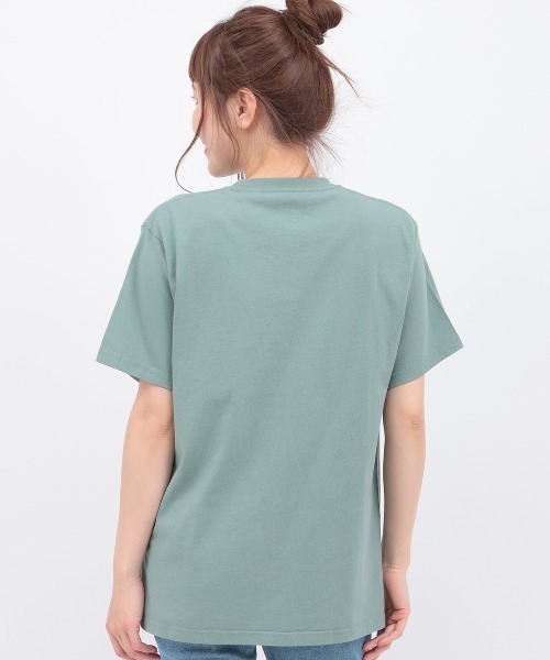 チチカカ（チチカカ）の「go slow caravan USAコットンバンジョー猫Tシャツ【ユニセックス】（Tシャツ/カットソー・レディース・ホワイト/グリーン・MEDIUM/LARGE）」の8枚目の写真