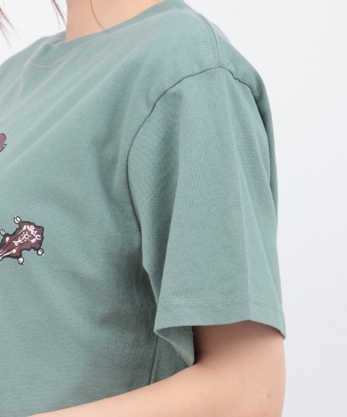 チチカカ（チチカカ）の「go slow caravan USAコットンバンジョー猫Tシャツ【ユニセックス】（Tシャツ/カットソー・レディース・ホワイト/グリーン・MEDIUM/LARGE）」の10枚目の写真