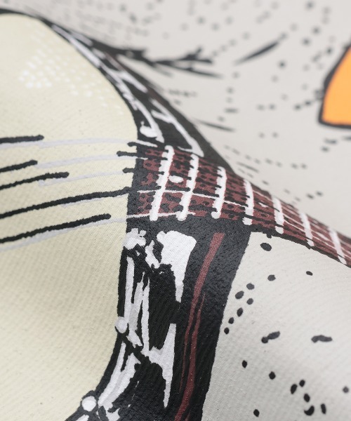 チチカカ（チチカカ）の「go slow caravan USAコットンバンジョー猫Tシャツ【ユニセックス】（Tシャツ/カットソー・レディース・ホワイト/グリーン・MEDIUM/LARGE）」の13枚目の写真