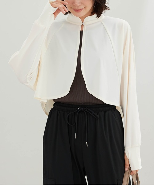 BELLUNA PLUS(ベルーナ)の「ヒンヤリ爽快!スタンド衿ボレロ(ポンチョ・レディース・アイボリー/ブラック・X-LARGE/LARGE/MEDIUM)」の3枚目の写真