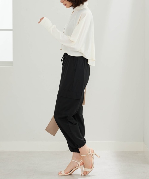 BELLUNA PLUS(ベルーナ)の「ヒンヤリ爽快!スタンド衿ボレロ(ポンチョ・レディース・アイボリー/ブラック・X-LARGE/LARGE/MEDIUM)」の8枚目の写真