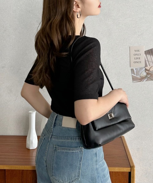 TREOVER（トレオーバー）の「サラっと軽やかな着心地の半袖ヘンリーネックTシャツ（Tシャツ/カットソー・レディース・ライトグレー/ピンク/ブラック・FREE）」の5枚目の写真