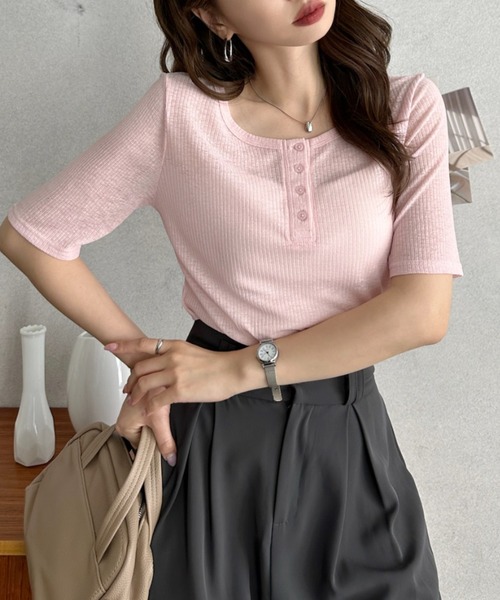 TREOVER（トレオーバー）の「サラっと軽やかな着心地の半袖ヘンリーネックTシャツ（Tシャツ/カットソー・レディース・ライトグレー/ピンク/ブラック・FREE）」の14枚目の写真