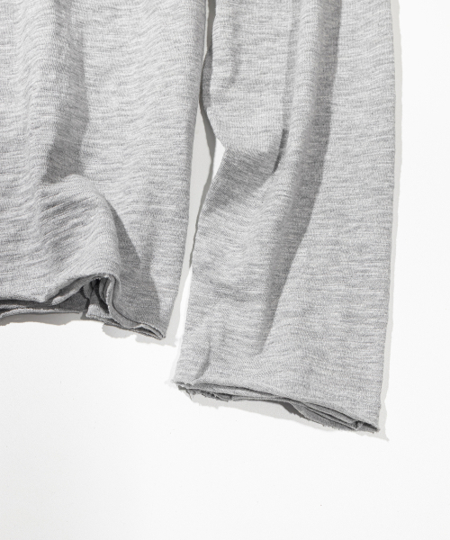 MASSNOUN(マスノウン)の「スラブカットディバイドヘンリーネックロングスリーブMSSLS001-GY(Tシャツ/カットソー・レディース・その他・MEDIUM/LARGE)」の5枚目の写真