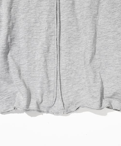 MASSNOUN(マスノウン)の「スラブカットディバイドヘンリーネックロングスリーブMSSLS001-GY(Tシャツ/カットソー・レディース・その他・MEDIUM/LARGE)」の7枚目の写真