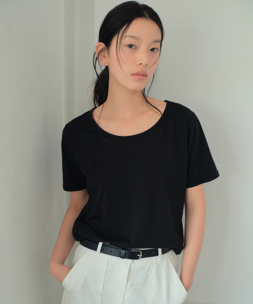 WEDNESDAYOASISFORWOMEN(ウェンズデー オアシス フォー ウーマン)の「シルケットUネックハーフTシャツ_BLACK(WB6TP32)(Tシャツ/カットソー・レディース・ブラック・FREE)」の1枚目の写真