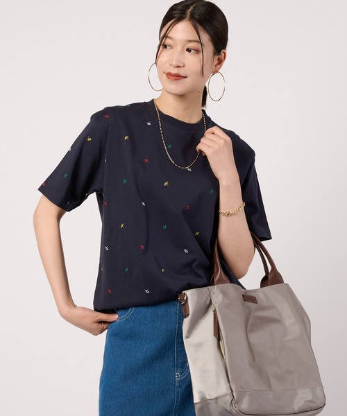 Arnold Palmer(アーノルドパーマー)の「シェア アンブレラパターン グラフィック Tシャツ(Tシャツ/カットソー・レディース・ネイビー/ホワイト・XS/S/M/L/LL)」の1枚目の写真