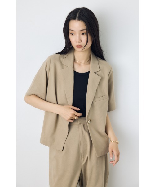 AZUL by moussy(アズールバイマウジー)の「クロップドハーフスリーブジャケット(テーラードジャケット・レディース・ベージュ/ブラック・MEDIUM/SMALL)」の11枚目の写真