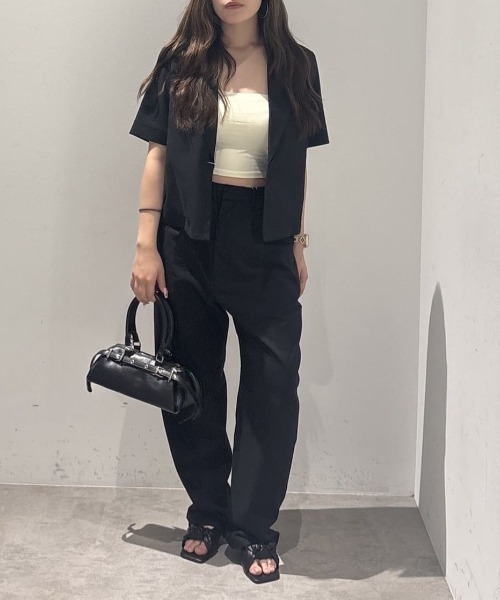 AZUL by moussy(アズールバイマウジー)の「【セットアップ対応】クロップドハーフスリーブジャケット リネン混 春服 夏服 半袖【身長別着用画像あり】(テーラードジャケット・レディース・ベージュ/ブラック・MEDIUM/SMALL)」の21枚目の写真