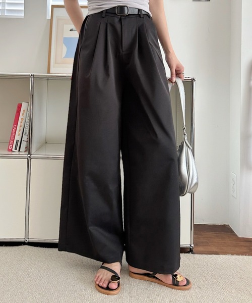 umune(ウムネ)の「スラックス ワイドパンツ セミワイド タック センタープレス ハイウエスト きれいめ オフィス 上品 ボトムス 秋冬(その他パンツ・レディース・ブラウン/ベージュ/ブラック/ベビーピンク・M/L)」の5枚目の写真