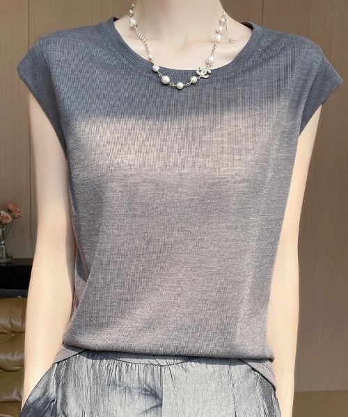 yuue' ( wear )(ユーイ)の「フレンチスリーブサマートップス(Tシャツ/カットソー・レディース・チャコールグレー/レッド/ブラック/ホワイト・FREE)」の7枚目の写真
