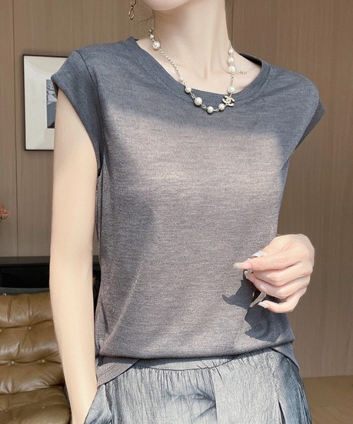 yuue' ( wear )(ユーイ)の「フレンチスリーブサマートップス(Tシャツ/カットソー・レディース・チャコールグレー/レッド/ブラック/ホワイト・FREE)」の5枚目の写真