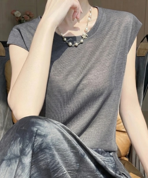 yuue' ( wear )(ユーイ)の「フレンチスリーブサマートップス(Tシャツ/カットソー・レディース・チャコールグレー/レッド/ブラック/ホワイト・FREE)」の6枚目の写真