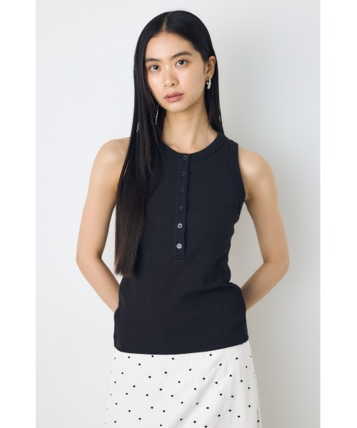 AZUL by moussy(アズールバイマウジー)の「ヘンリーネックタンクトップ(タンクトップ・レディース・ベージュ/オフホワイト/ブラック・SMALL/MEDIUM)」の21枚目の写真