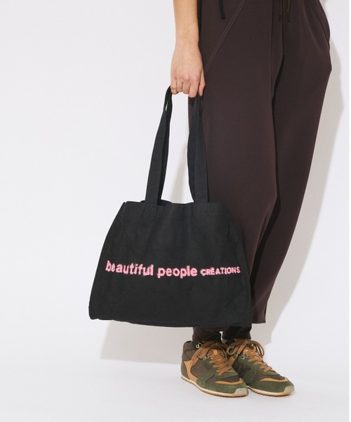 beautiful people(ビューティフルピープル)の「brushed logo mini leisure bag(トートバッグ・レディース・ブラック/ネイビー系1/ナチュラル/オリーブ/ブラウン・FREE)」の6枚目の写真