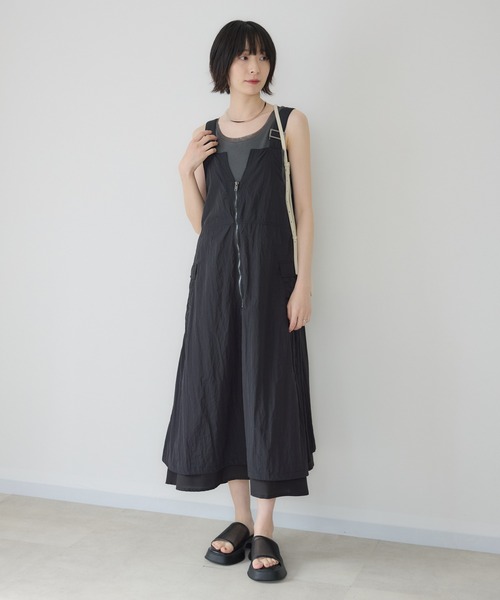 セール】33℃ サイドテープドロストジャンスカ（ジャンパースカート