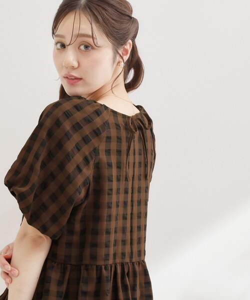 couture brooch(クチュールブローチ)の「【体型カバー・洗濯機可】ギンガムチェック バルーンスリーブブラウス(シャツ/ブラウス・レディース・ブラック系1/ダークブラウン系1・42/38/36/40)」の20枚目の写真