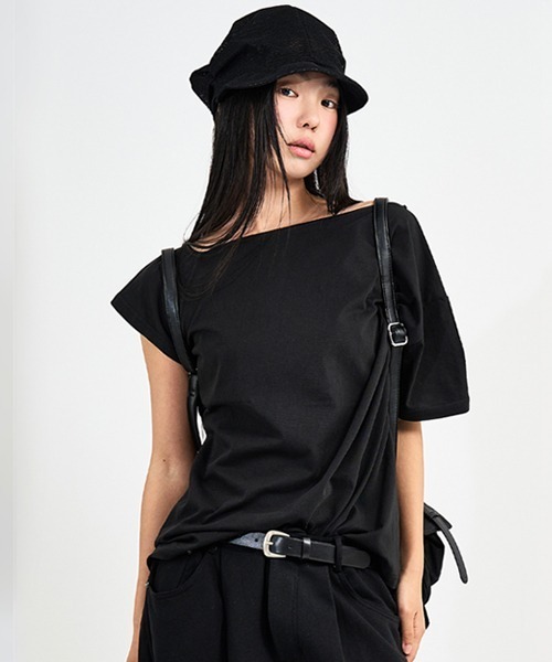raucohouse（ラウコハウス）の「オフショルダーオーバーサイズ半袖Tシャツ（Tシャツ/カットソー・レディース・ホワイト/ブラック/グレー・FREE）」の15枚目の写真