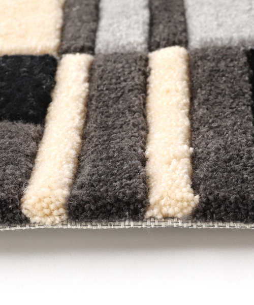 ACME FURNITURE（アクメファニチャー）の「MIDCITY MAT 50x70　ミッドシティ マット（ラグ/マット・レディース・ブラック・FREE）」の3枚目の写真