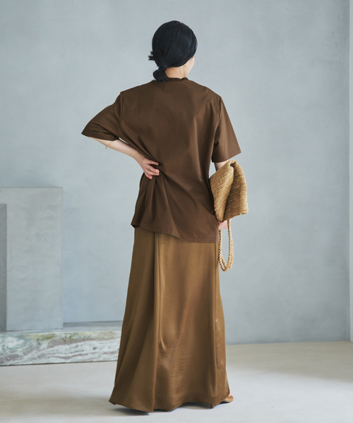 plage(プラージュ)の「grossy satin スカート(スカート・レディース・マスタード/ブラウン・34/38/36)」の7枚目の写真
