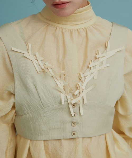 W:Huku(フーク)の「【W:Huku / ドライタッチツイル】リボンビスチェ / Dry-Touch Twill Ribbon Bustier(ベスト・レディース・ブラック/ベージュ・M/L)」の15枚目の写真