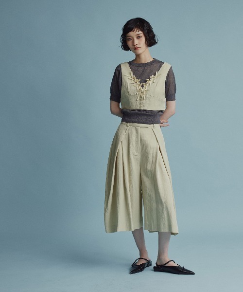 W:Huku(フーク)の「【W:Huku / ドライタッチツイル】リボンビスチェ / Dry-Touch Twill Ribbon Bustier(ベスト・レディース・ブラック/ベージュ・M/L)」の18枚目の写真