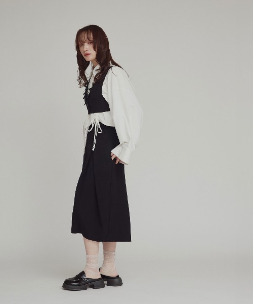 W:Huku(フーク)の「【W:Huku / ドライタッチツイル】リボンビスチェ / Dry-Touch Twill Ribbon Bustier(ベスト・レディース・ブラック/ベージュ・M/L)」の19枚目の写真