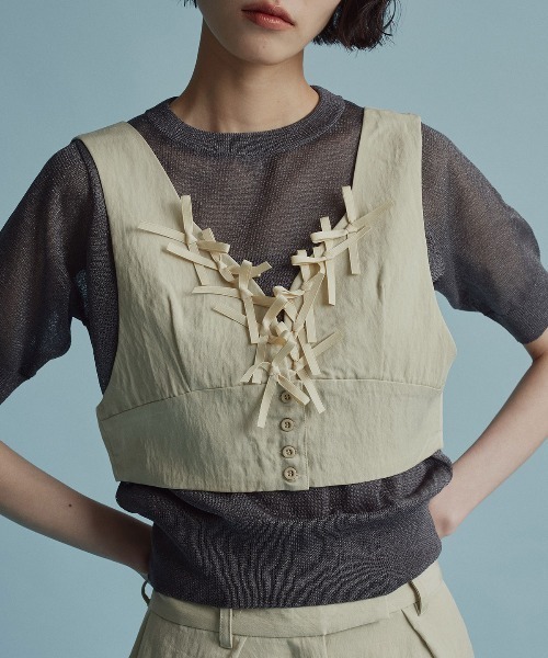 W:Huku(フーク)の「【W:Huku / ドライタッチツイル】リボンビスチェ / Dry-Touch Twill Ribbon Bustier(ベスト・レディース・ブラック/ベージュ・M/L)」の3枚目の写真