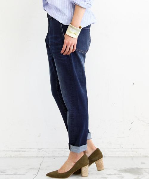 BEAUTY&YOUTH UNITED ARROWS（ビューティーアンドユースユナイテッドアローズ）の「by ※∵デニムテーパードパンツ◆（デニムパンツ・レディース・ネイビー/コバルトブルー/ホワイト/ブラック・MEDIUM/LARGE/SMALL）」の17枚目の写真