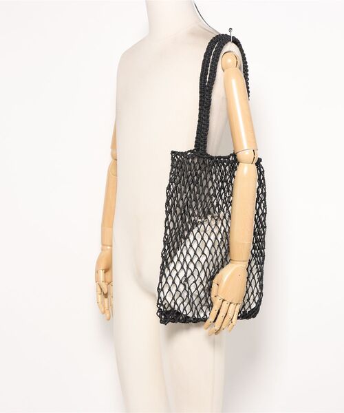 VIBGYOR(ヴィブジョー)の「Liaa/巾着つき メッシュネット トートバッグ A18816(トートバッグ・レディース・ブラック/ホワイト・FREE)」の12枚目の写真