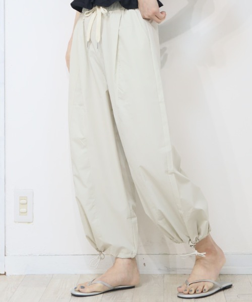 DISKEEN SURE(ディスキーンシュアー)の「2WAYハイブリッドワイドパンツ バルーンパンツ(その他パンツ・レディース・ブラック/グレイッシュベージュ/ネイビー/ベージュ・FREE)」の15枚目の写真