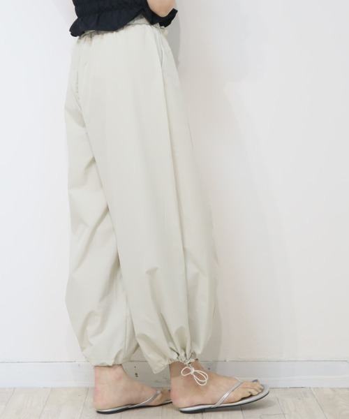 DISKEEN SURE(ディスキーンシュアー)の「2WAYハイブリッドワイドパンツ バルーンパンツ(その他パンツ・レディース・ブラック/グレイッシュベージュ/ネイビー/ベージュ・FREE)」の16枚目の写真